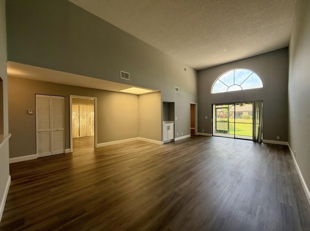 432 Ashwood Place - Photo 13