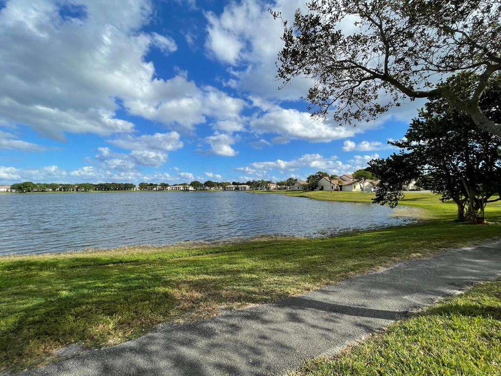 432 Ashwood Place - Photo 60