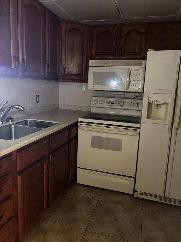 284 Windsor M - Photo 7