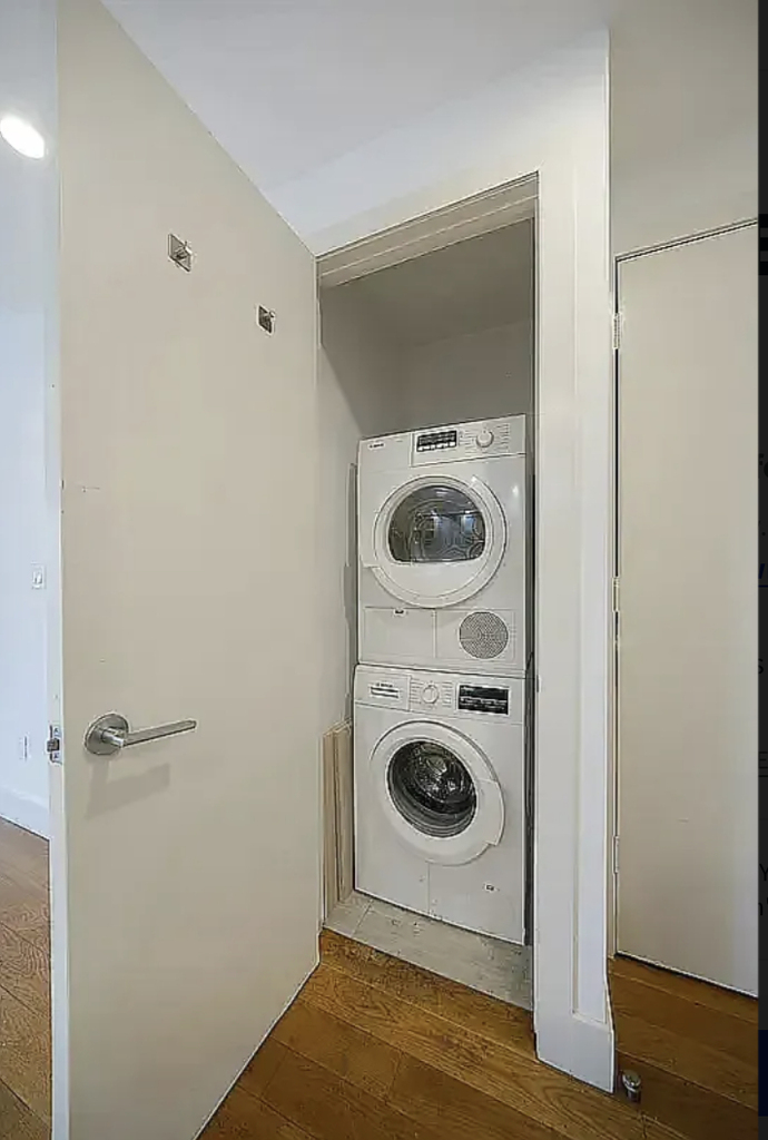 222 East 111th Street - Photo 4