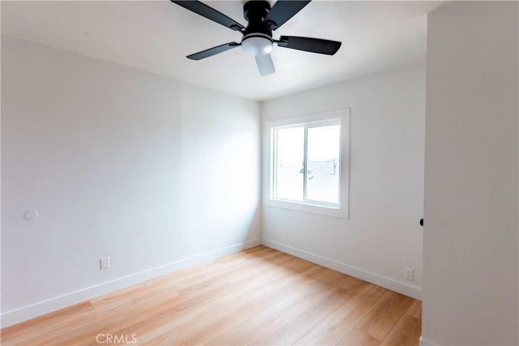 780 E Walton Street - Photo 9