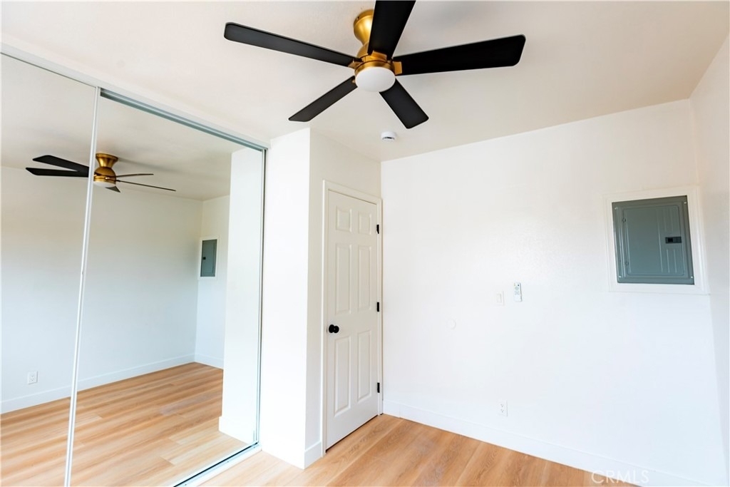 780 E Walton Street - Photo 5