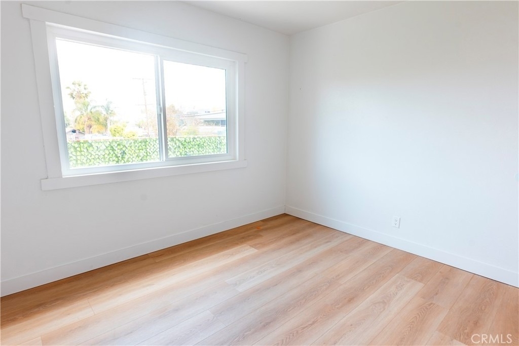 780 E Walton - Photo 11