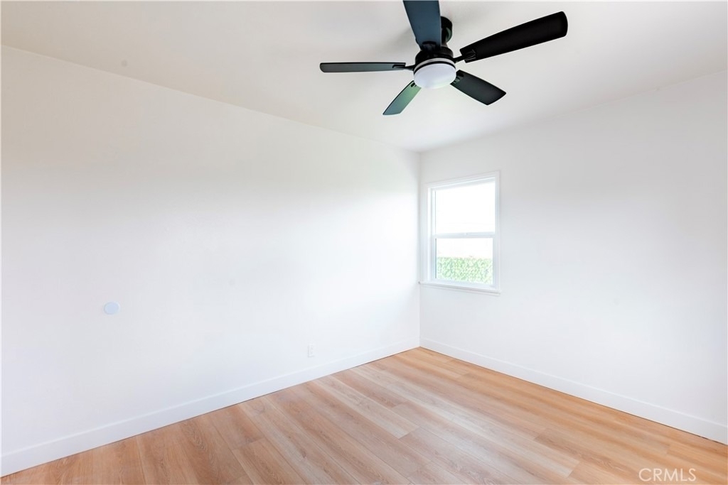 780 E Walton - Photo 17