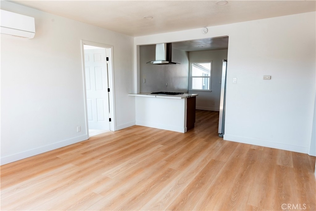 780 E Walton - Photo 8