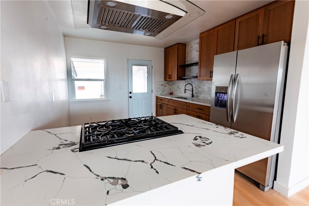 780 E Walton - Photo 4