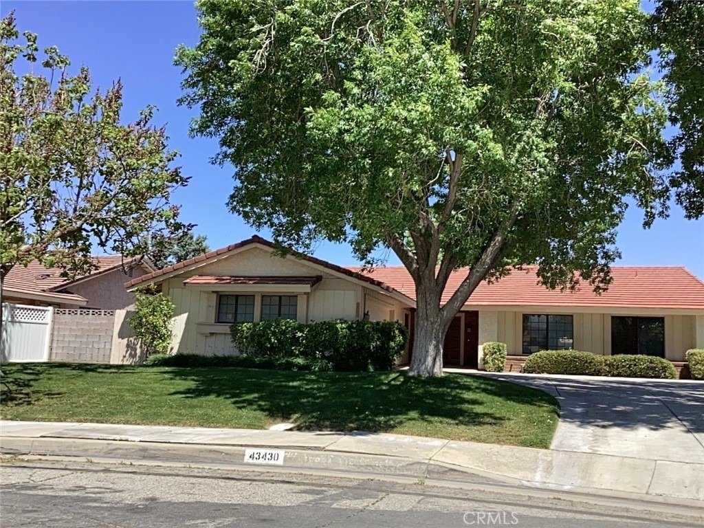 43430 Sierra Vista Drive - Photo 0