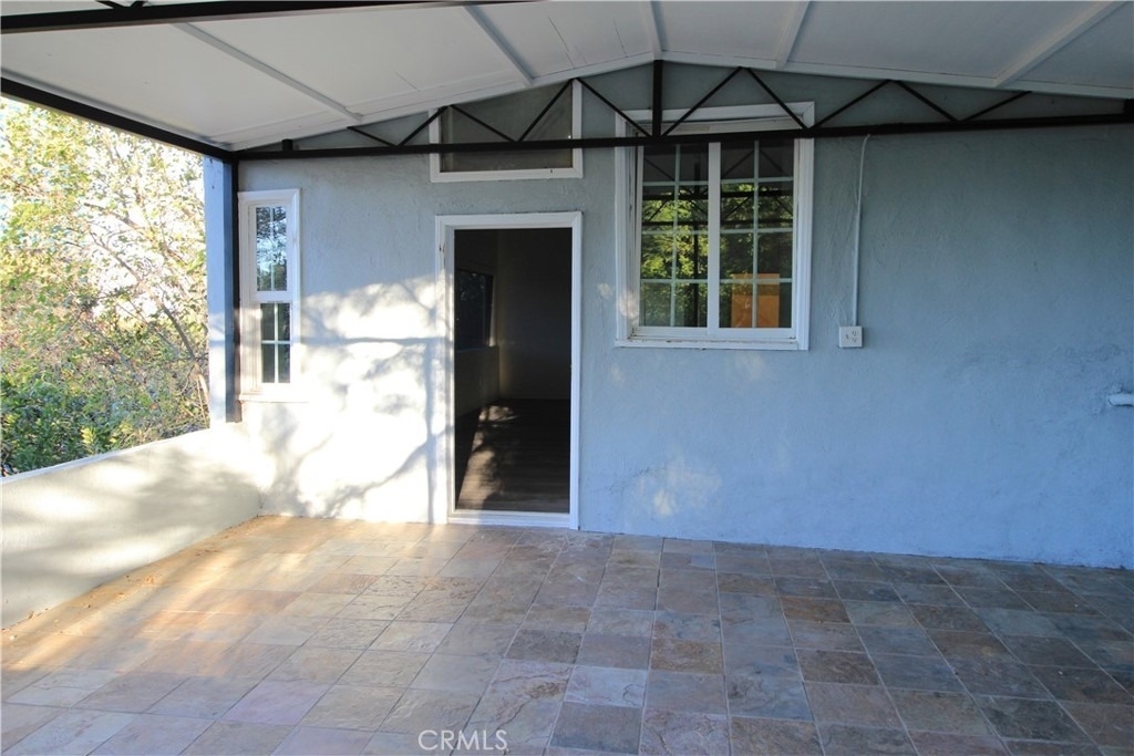 3915 Fredonia Drive - Photo 28
