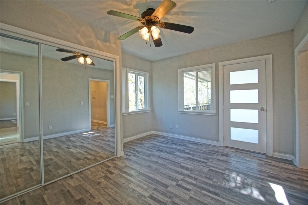 3915 Fredonia Drive - Photo 18