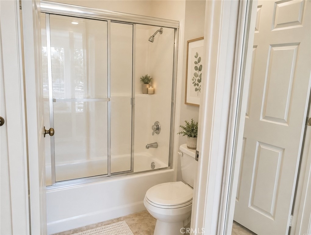 21500 Burbank - Photo 6