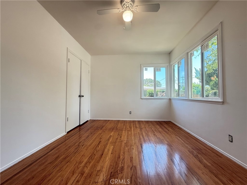9279 Dorrington Avenue - Photo 10