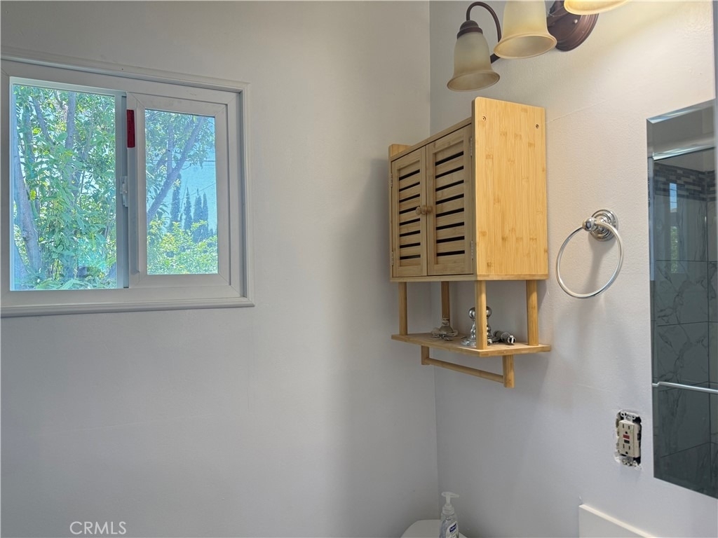 9279 Dorrington Avenue - Photo 3