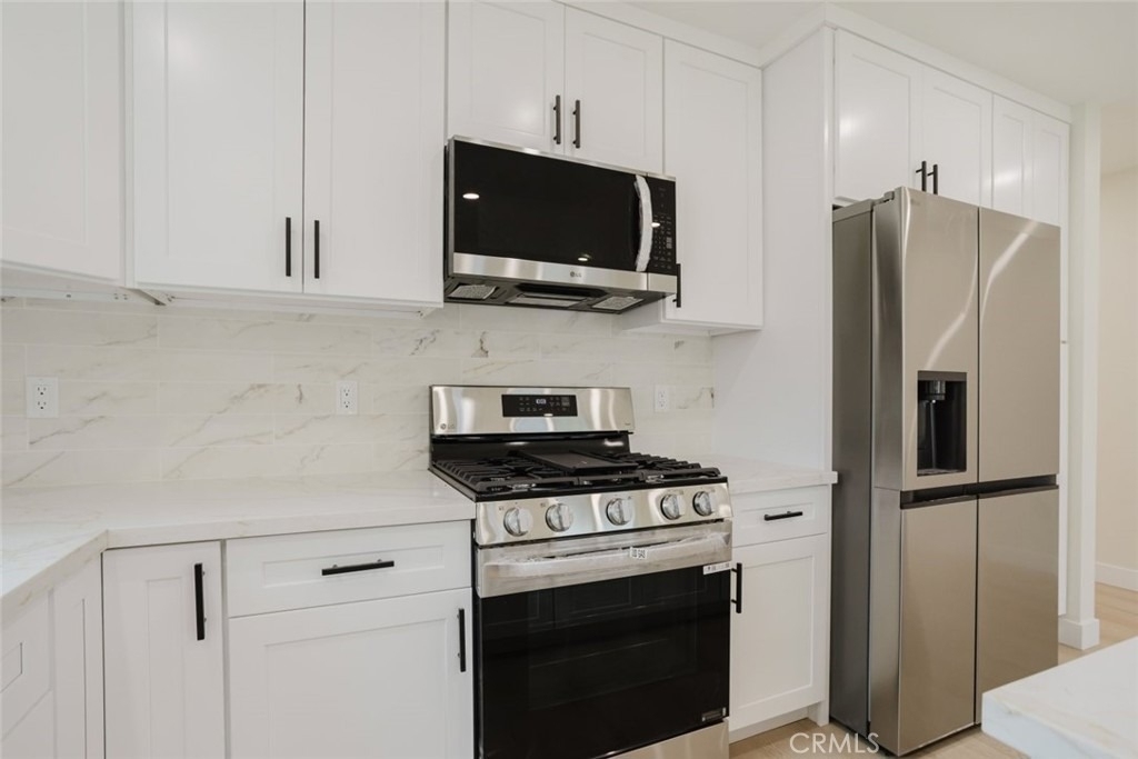 5740 Beck Avenue - Photo 12