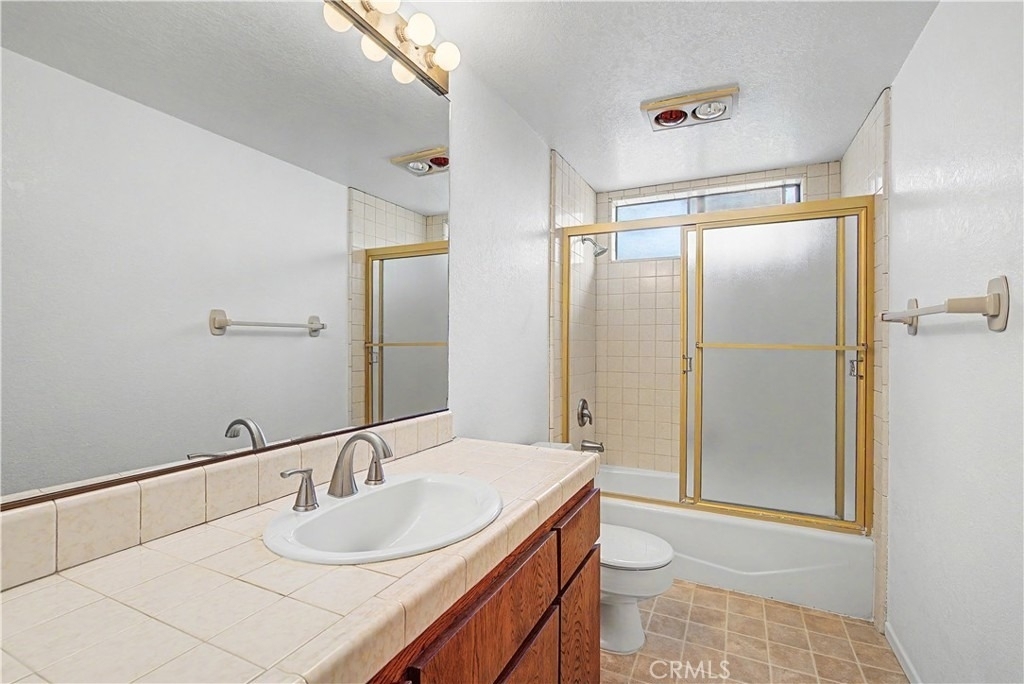 214 Topaz Street - Photo 23