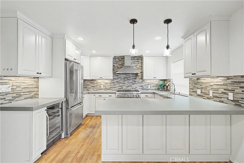 214 Topaz Street - Photo 4