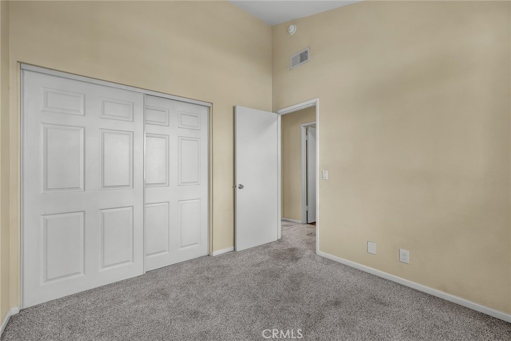 13701 Hubbard Street - Photo 15
