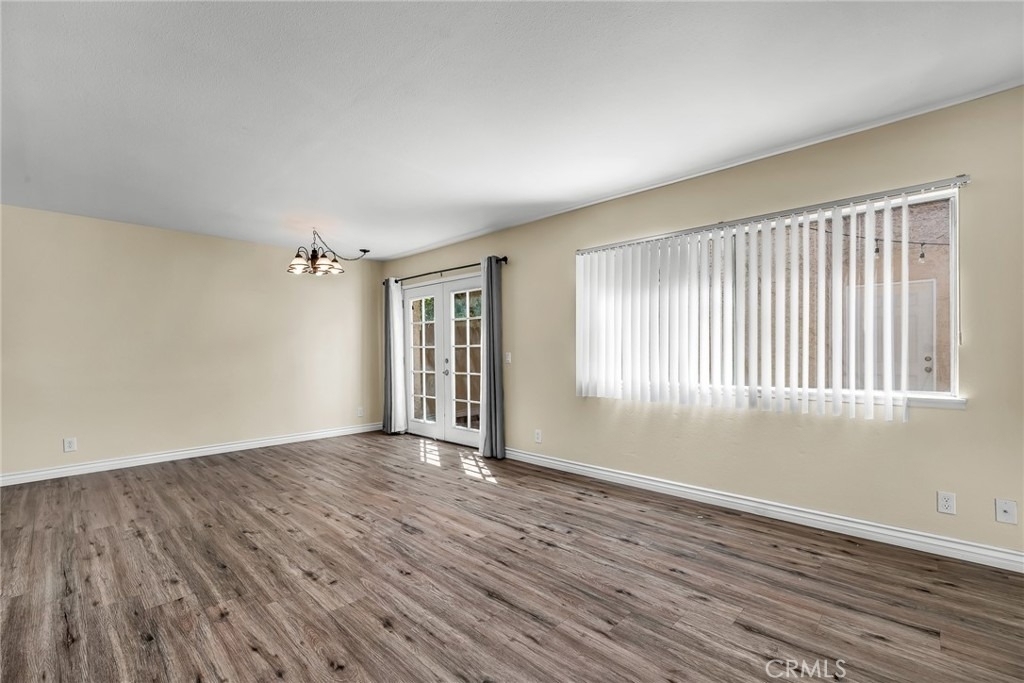 13701 Hubbard Street - Photo 6