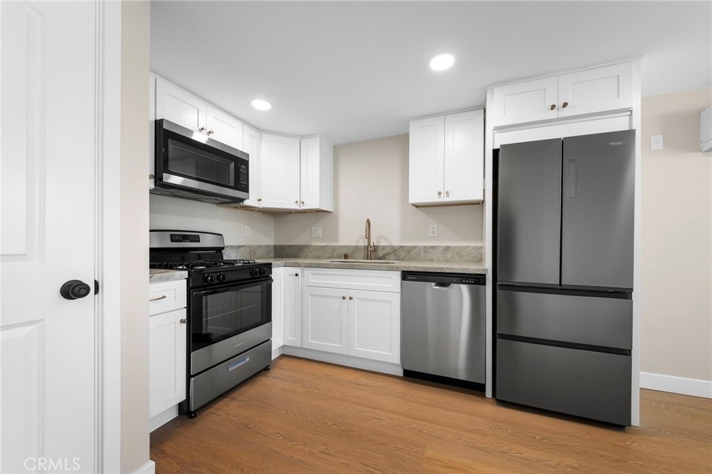 3020 E 3rd - Photo 9