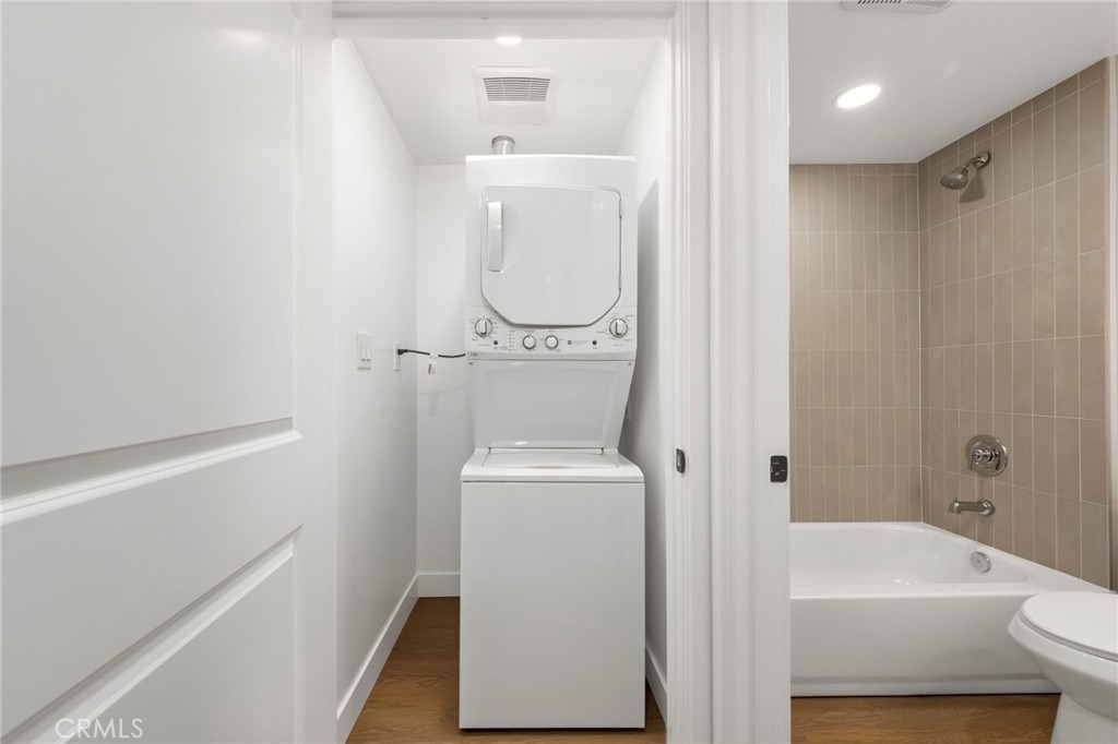 3020 E 3rd - Photo 4