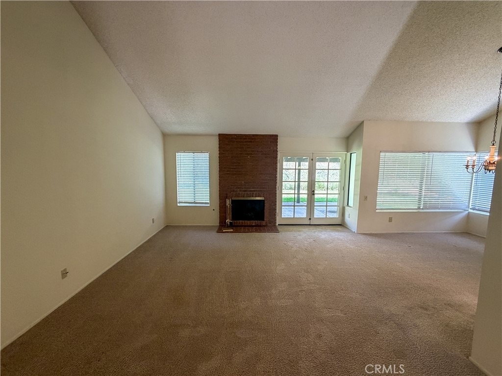 5731 E Crater Lake - Photo 4