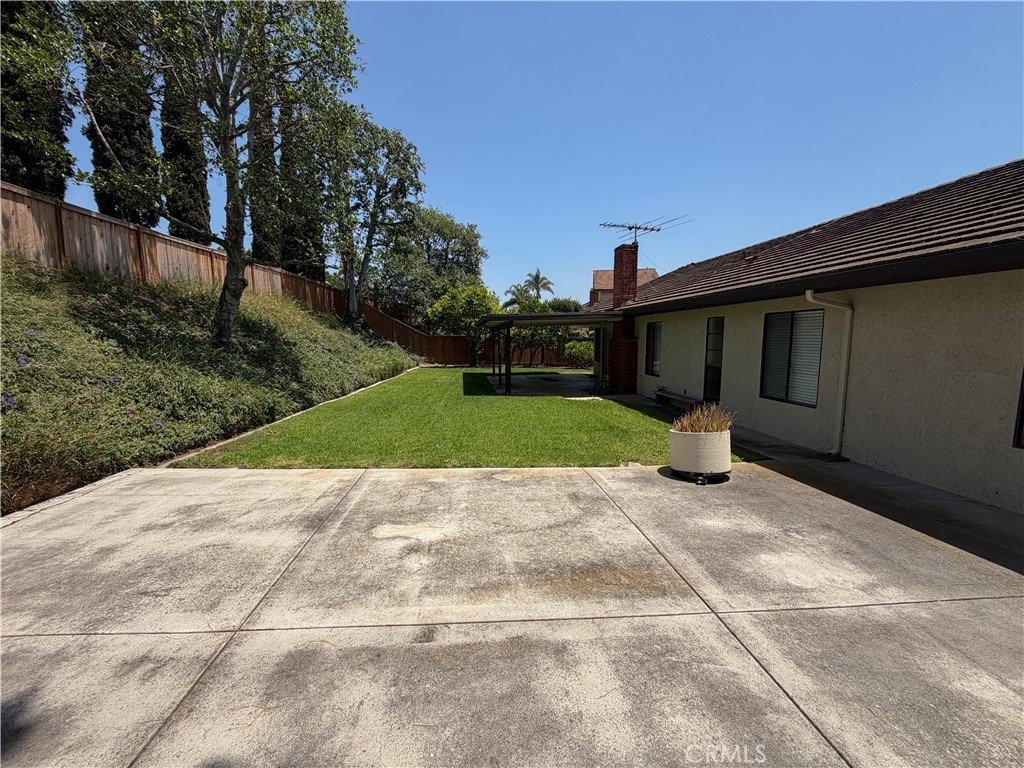5731 E Crater Lake - Photo 33
