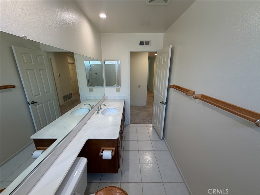 5731 E Crater Lake - Photo 21