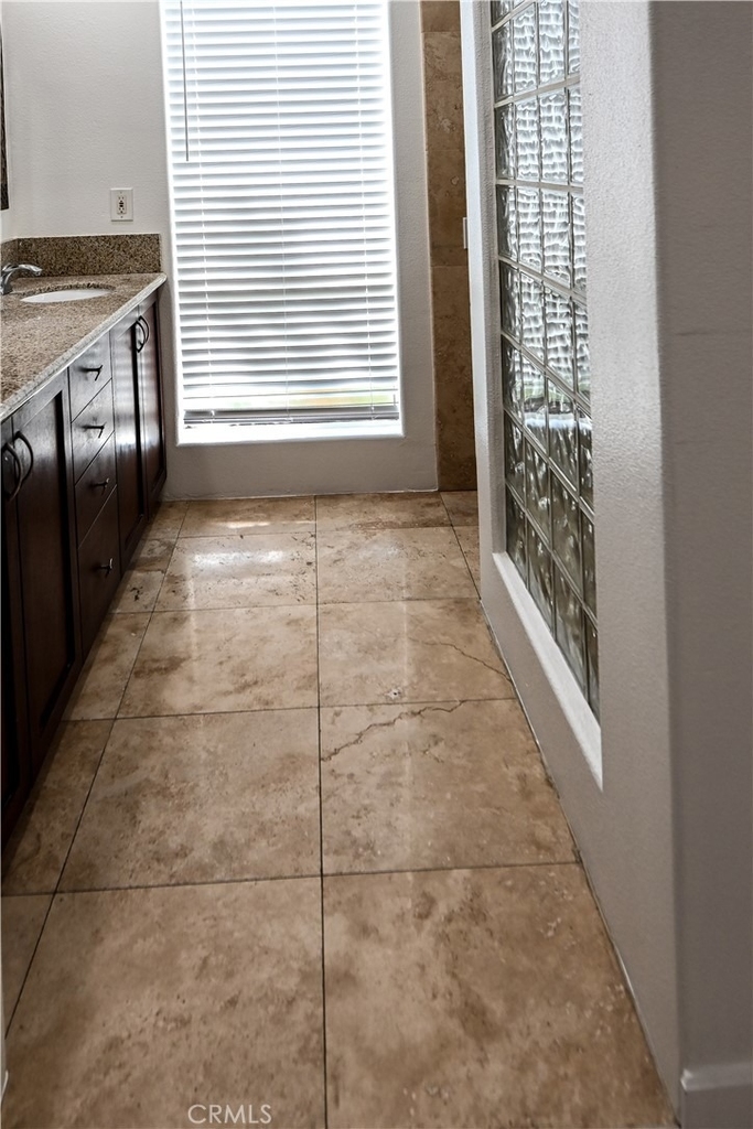 2902 Barrington Court - Photo 6
