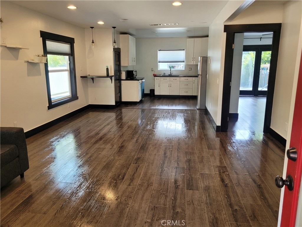 1780 N Summit - Photo 1