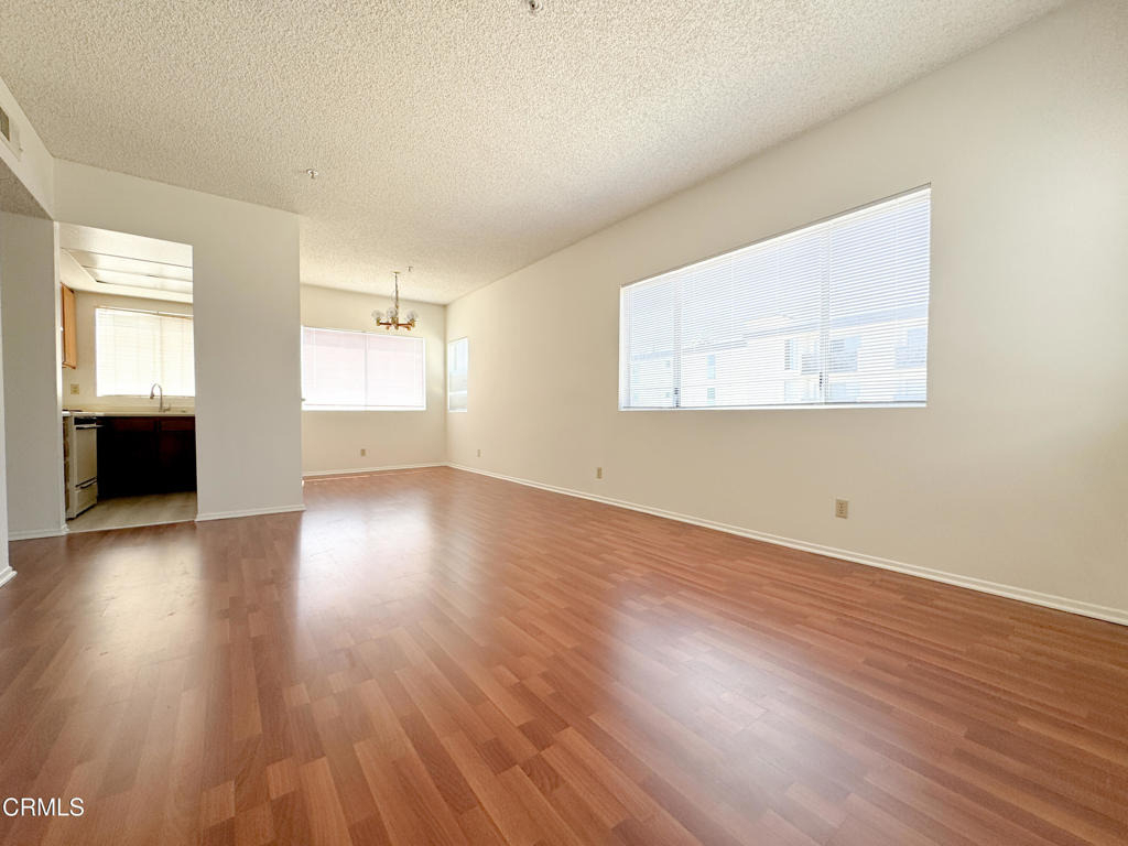 336 N Chapel Avenue - Photo 1