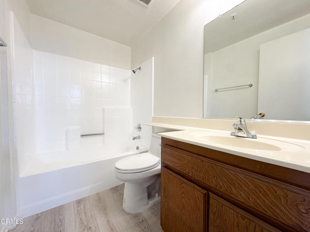 336 N Chapel Avenue - Photo 6
