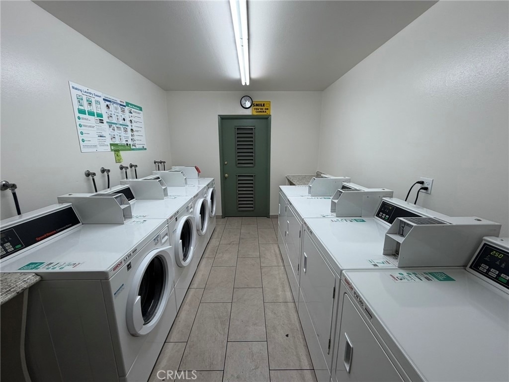 225 S Knott - Photo 10