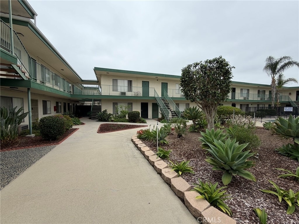 225 S Knott - Photo 7