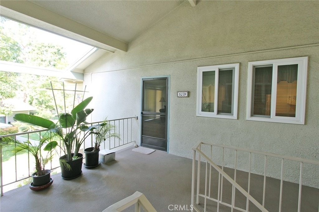 107 Via Estrada #p - Photo 1