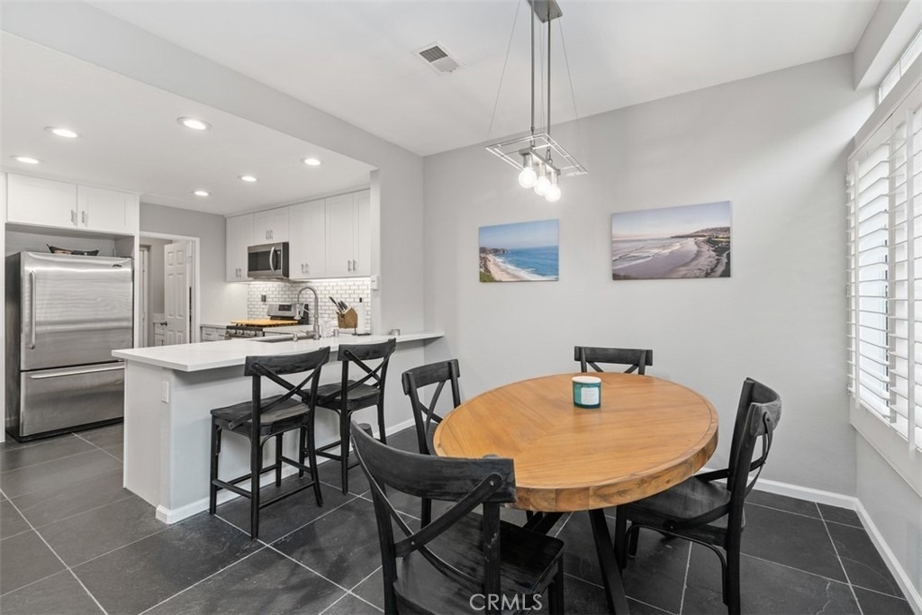 98 Shorebreaker Drive - Photo 3