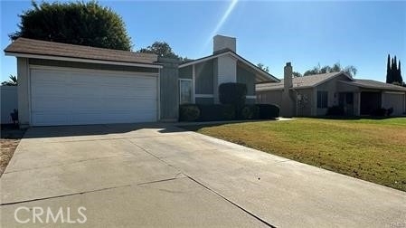 2057 S Cherry Avenue - Photo 1