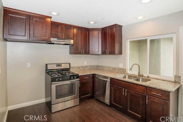 2057 S Cherry Avenue - Photo 4