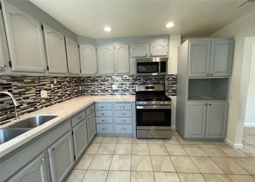 10539 Tinker Avenue - Photo 16