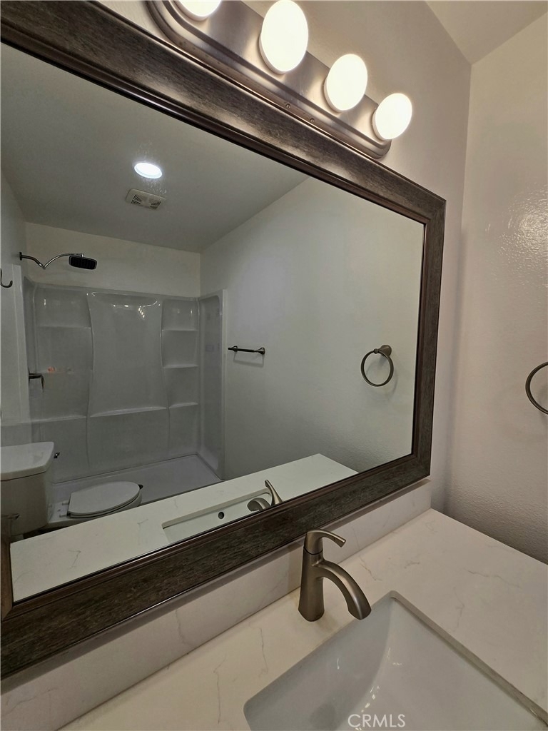853 Douglas Court - Photo 14
