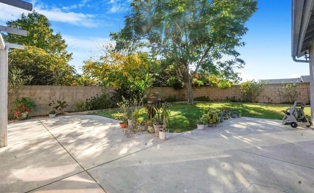 24121 El Tiradore Circle - Photo 3