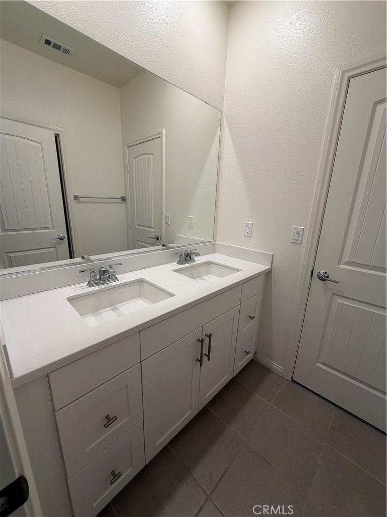 1446 E Laurelwood - Photo 10