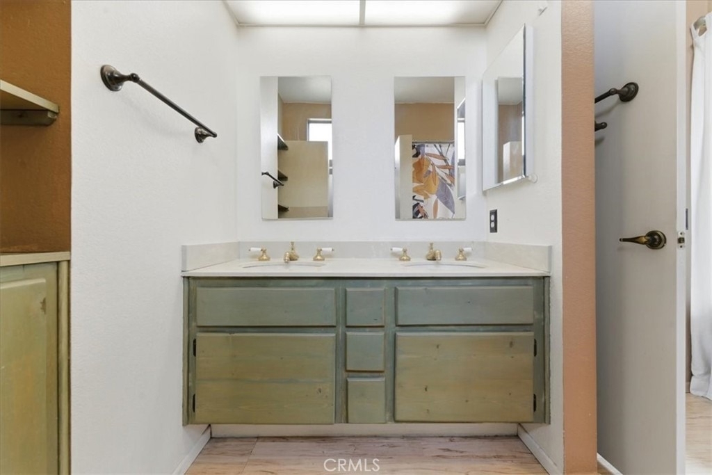 539 Wayland Court - Photo 18