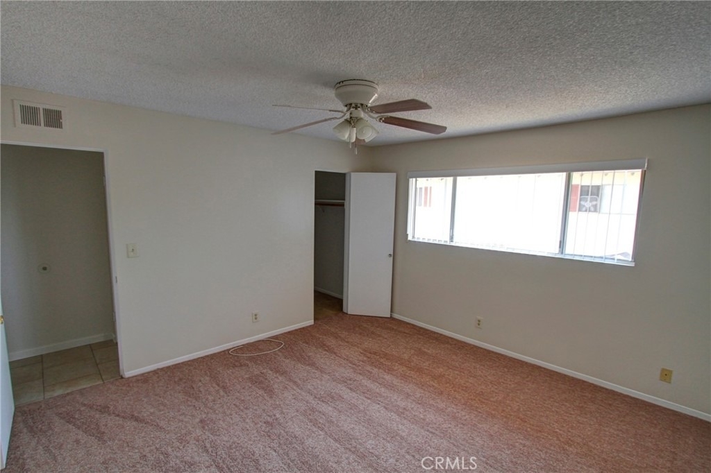 614 Linwood - Photo 11