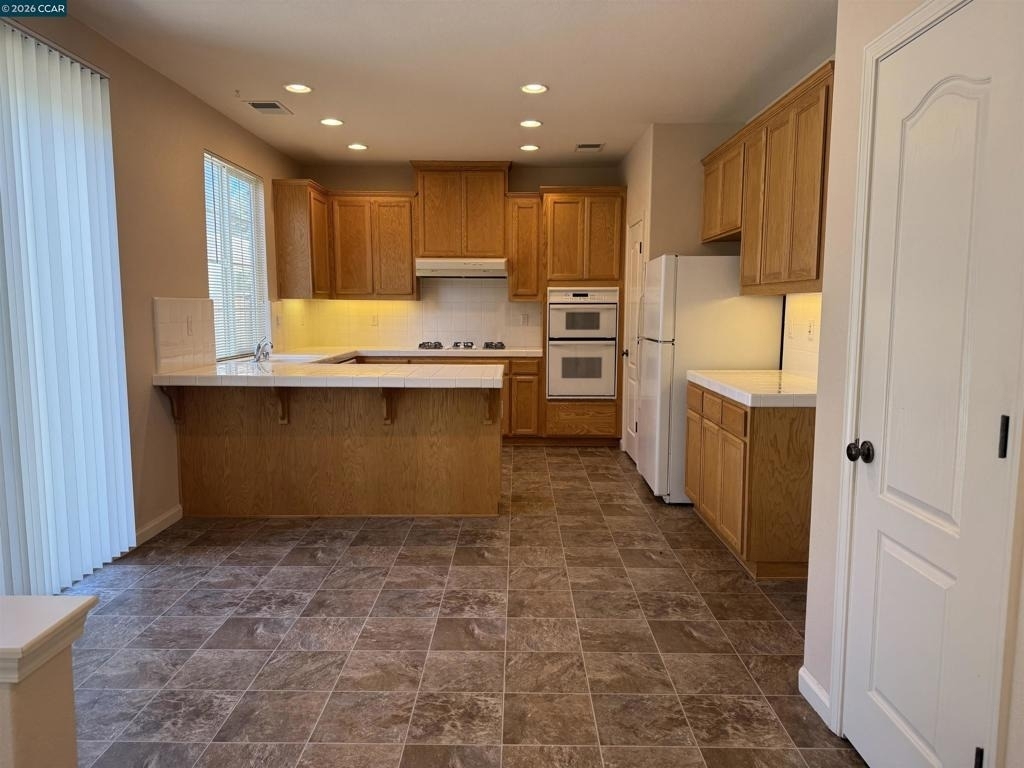 2504 Mclaren Ln - Photo 6