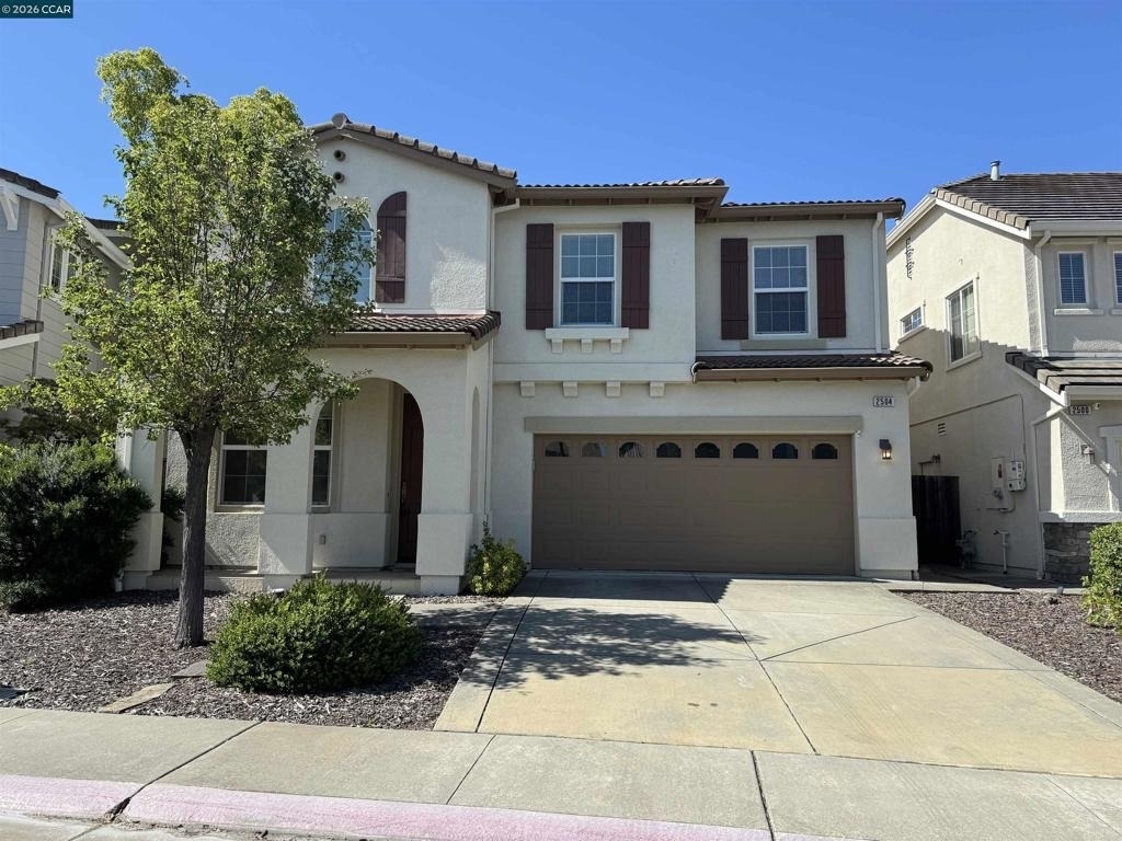 2504 Mclaren Ln - Photo 0