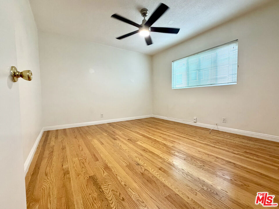 1346 S Cochran Avenue - Photo 7