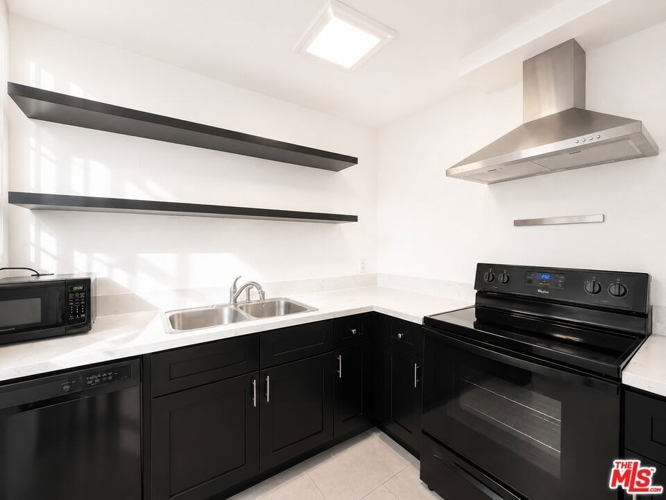12014 Kling Street - Photo 1