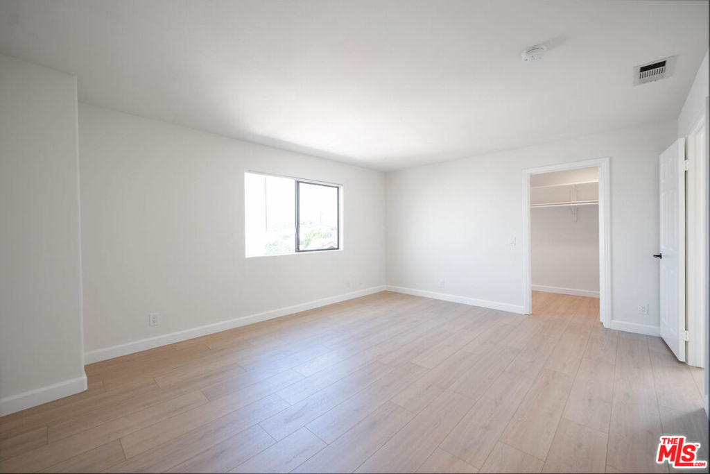 5327 Lexington Avenue - Photo 16