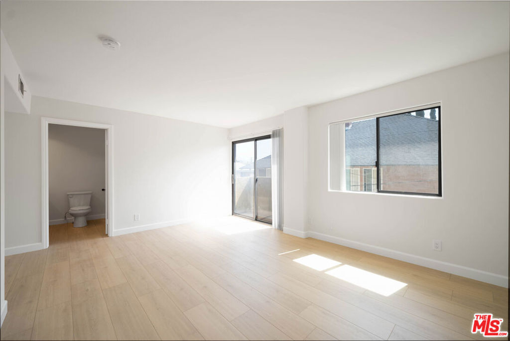 5327 Lexington Avenue - Photo 14