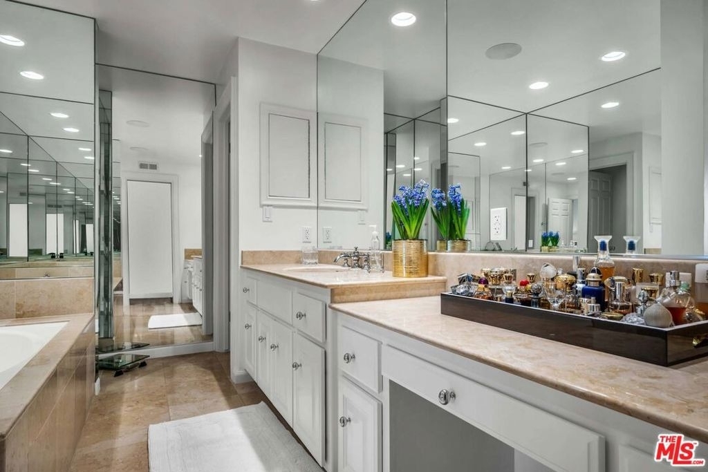 11745 Montana Avenue - Photo 20