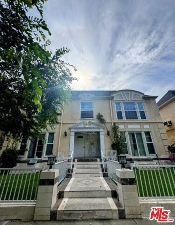 133 S Crescent Drive - Photo 1
